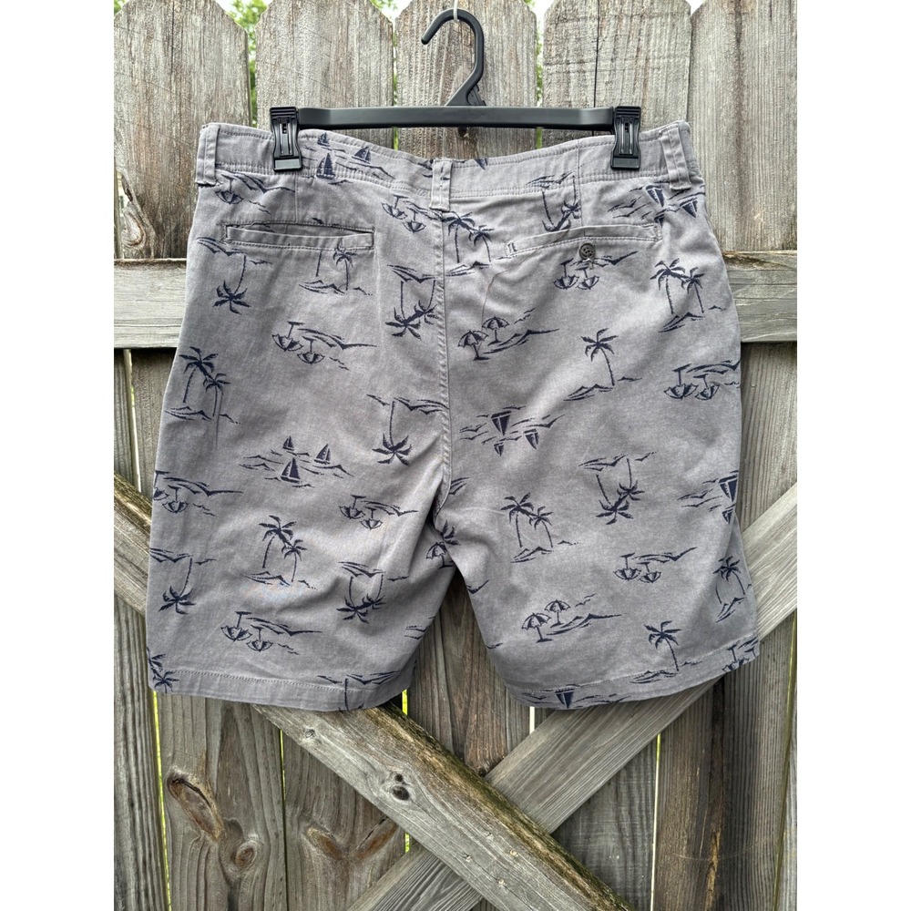 Denali Mens Gray Tropical Palm Tree Sailboat Print Chino Shorts Size 36 Stretch - Picture 4 of 9